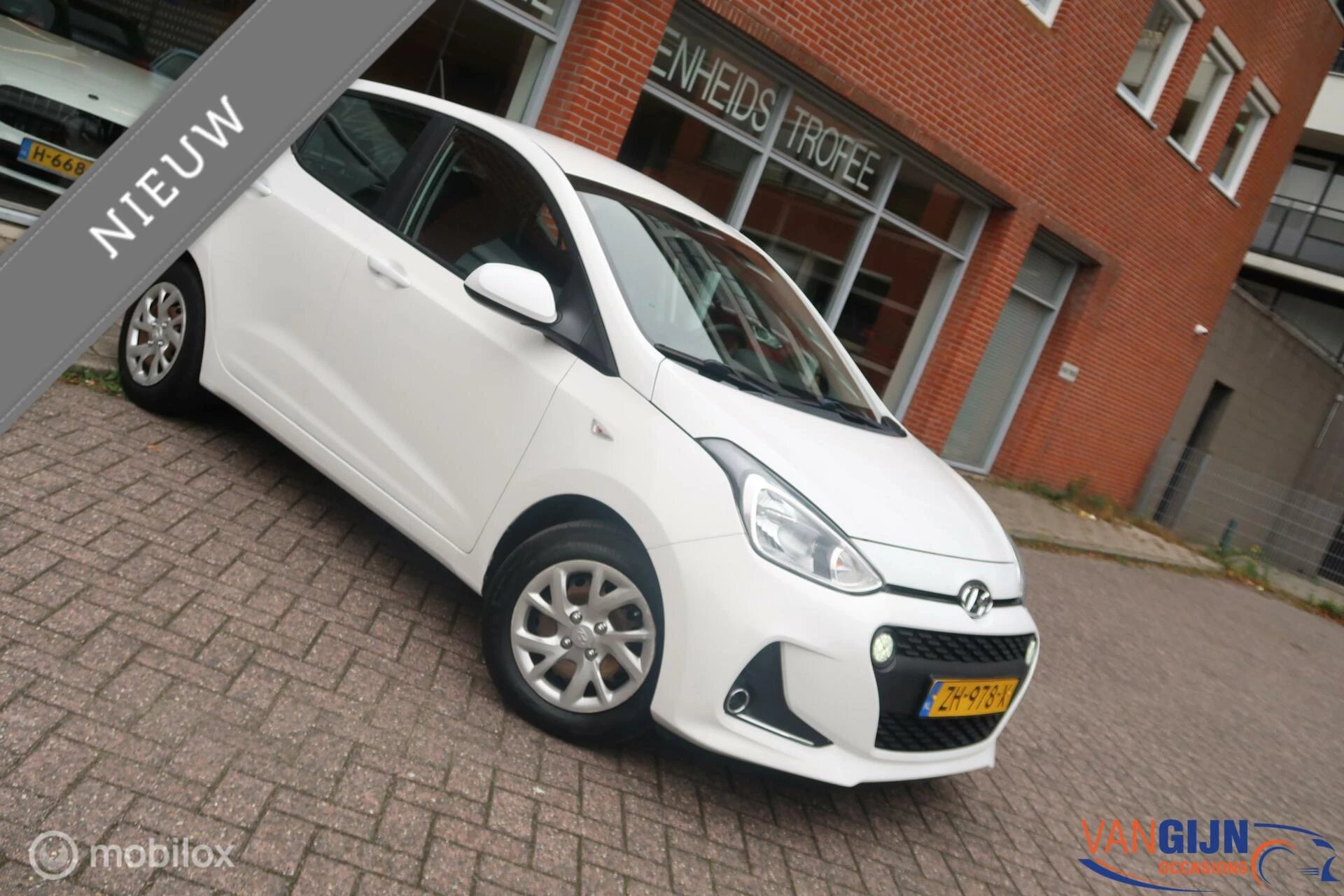 Hoofdafbeelding Hyundai i10