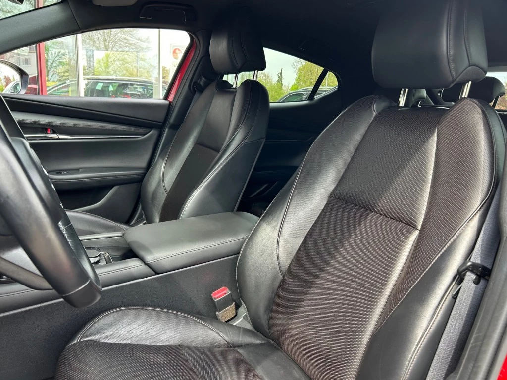 Hoofdafbeelding Mazda 3