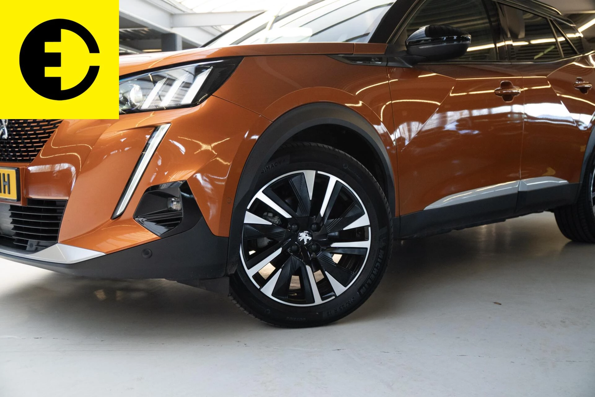 Hoofdafbeelding Peugeot e-2008