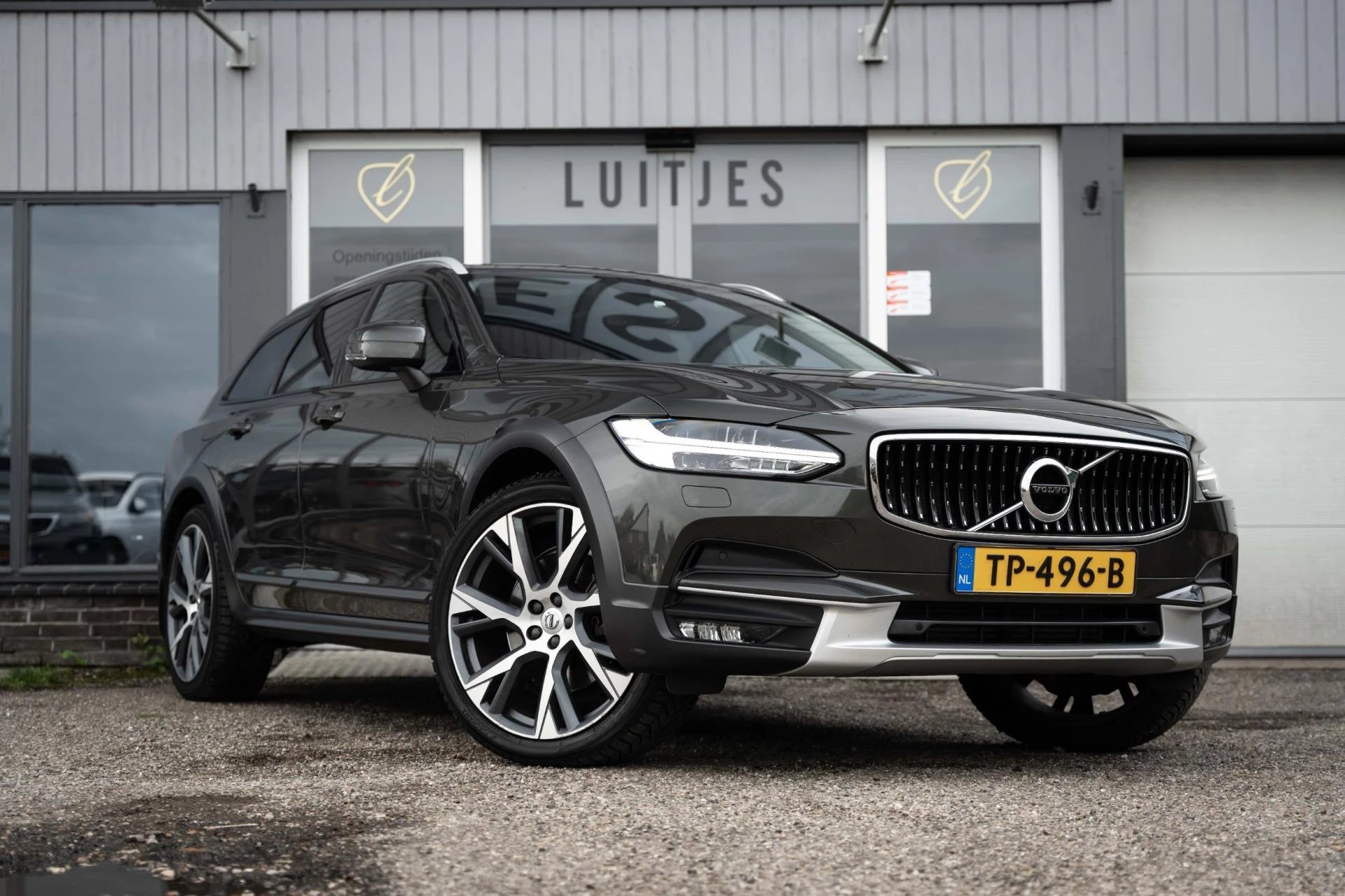 Hoofdafbeelding Volvo V90