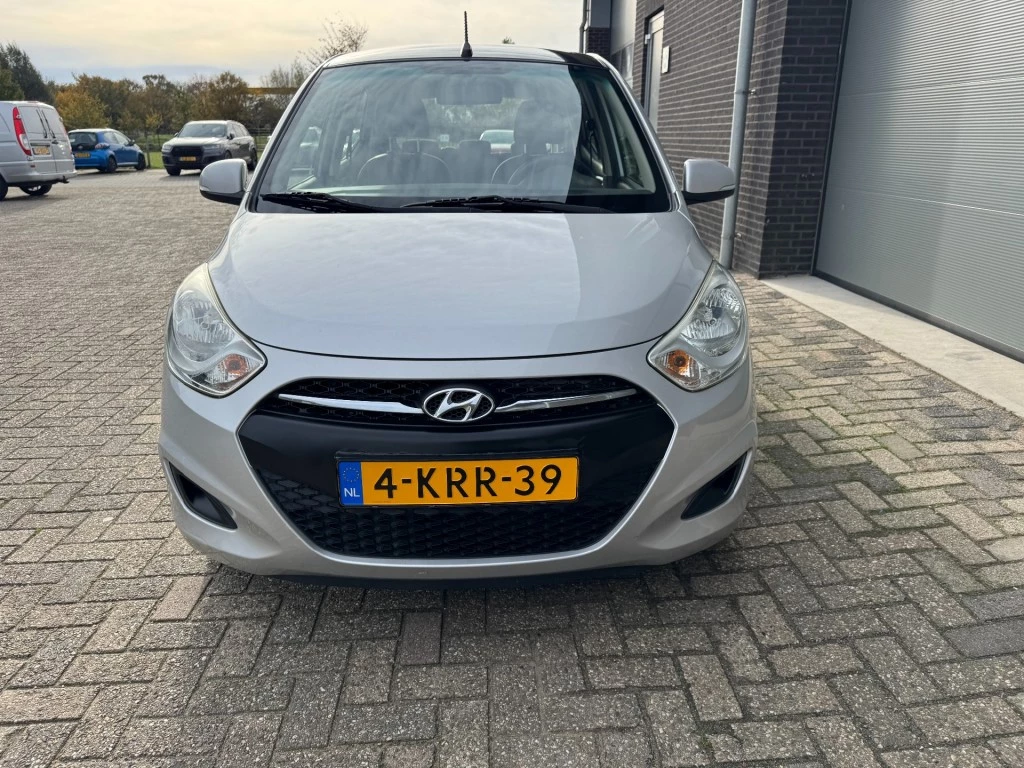 Hoofdafbeelding Hyundai i10
