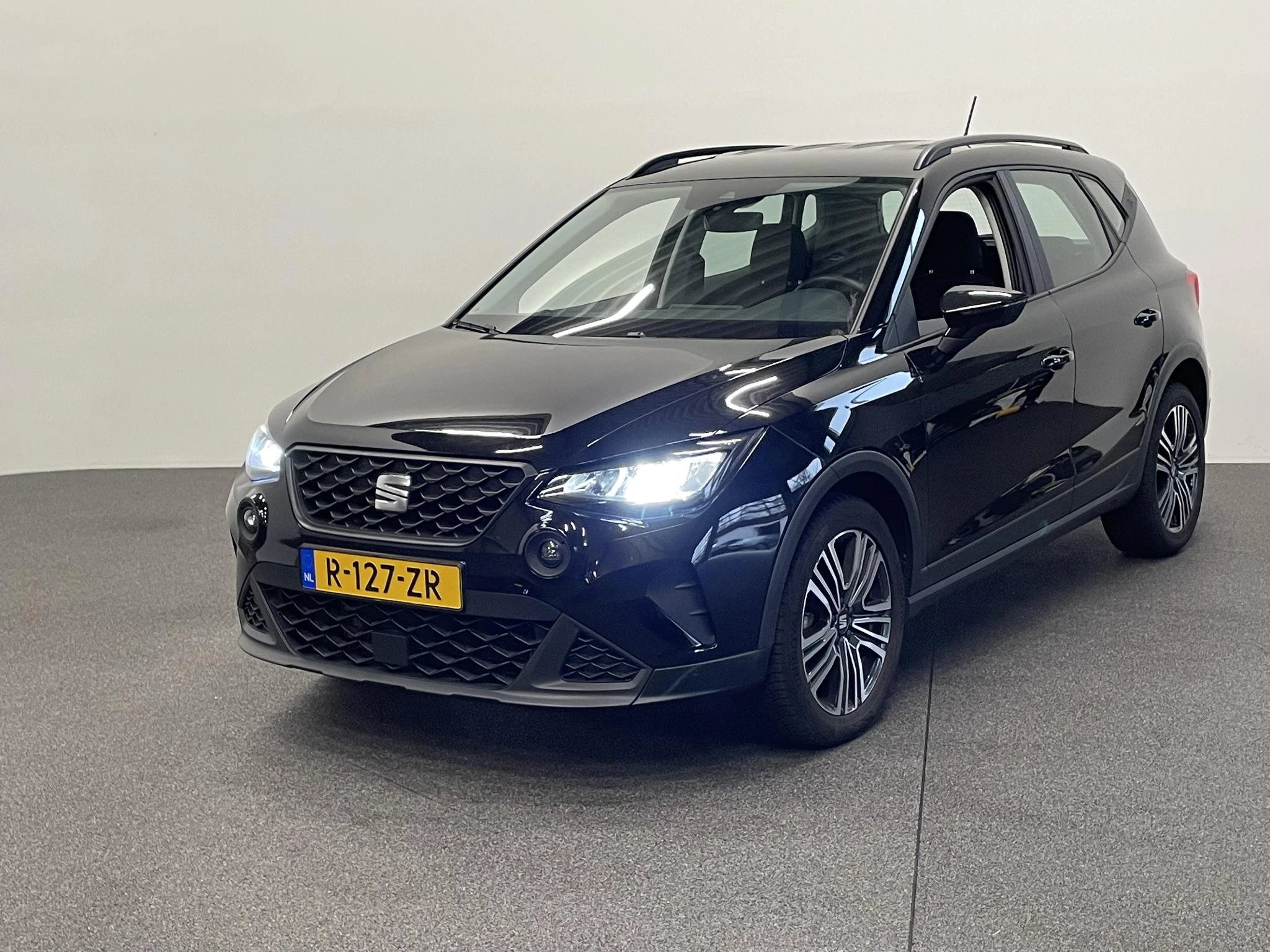 Hoofdafbeelding SEAT Arona