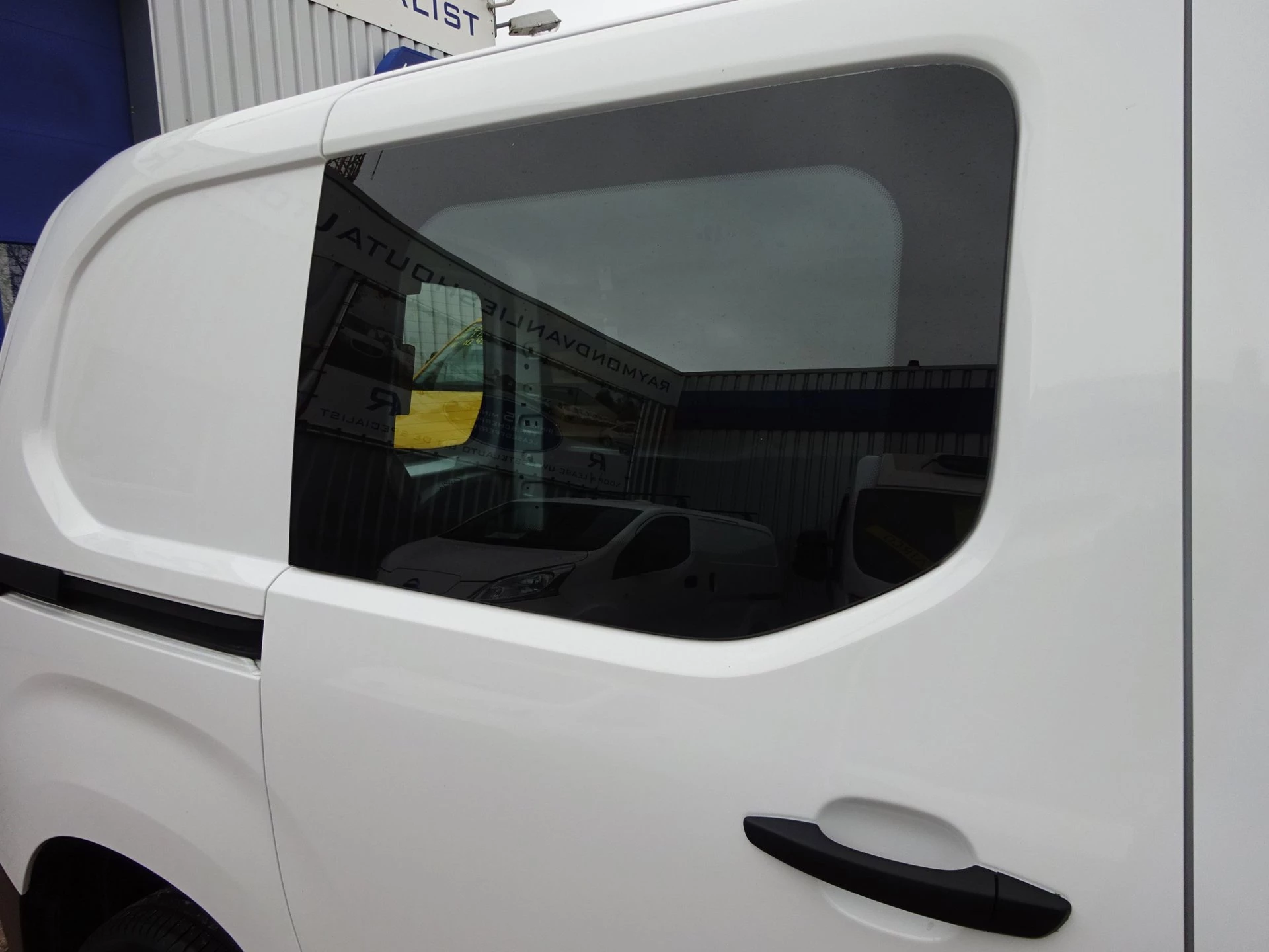 Hoofdafbeelding Peugeot Partner