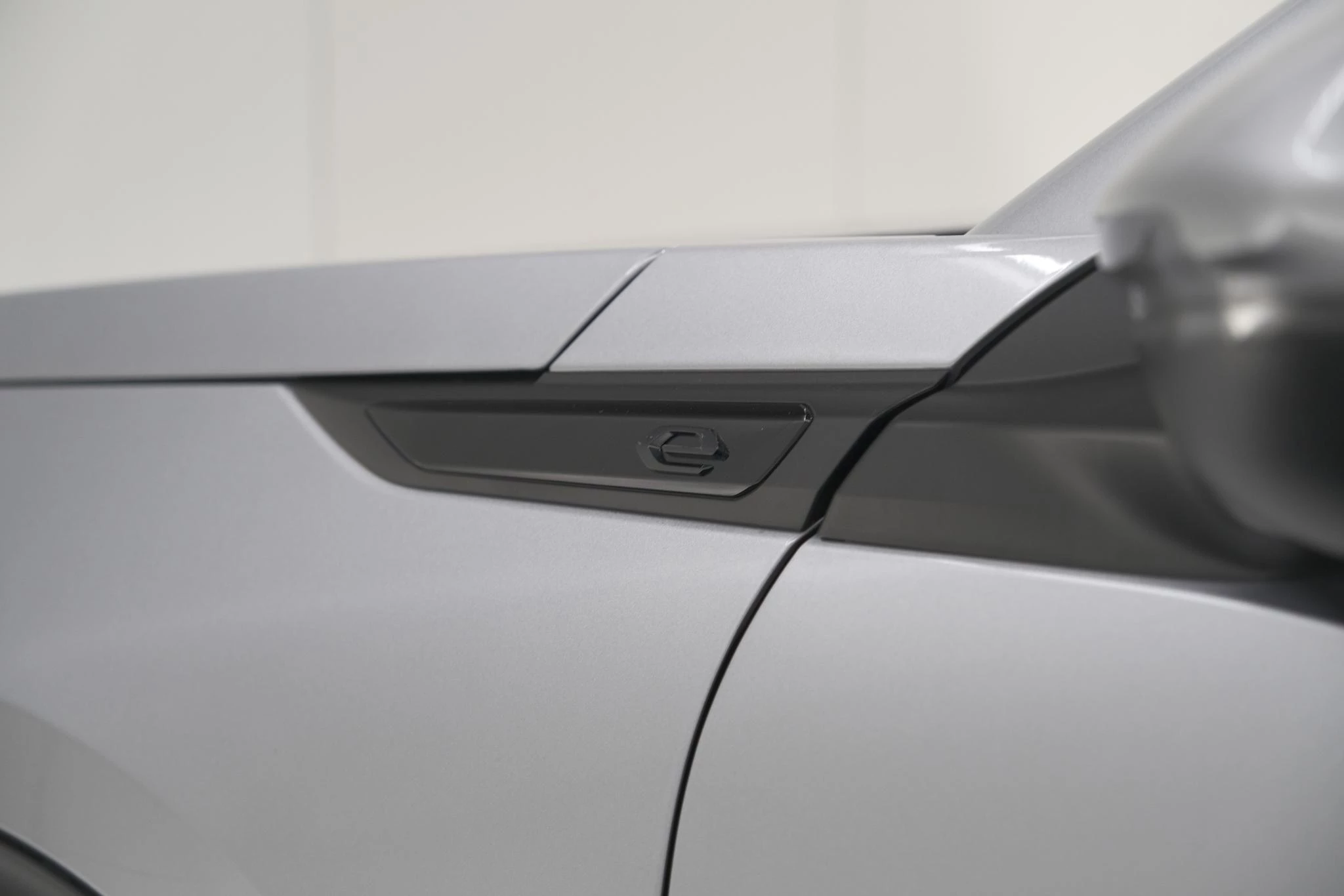 Hoofdafbeelding Peugeot e-2008