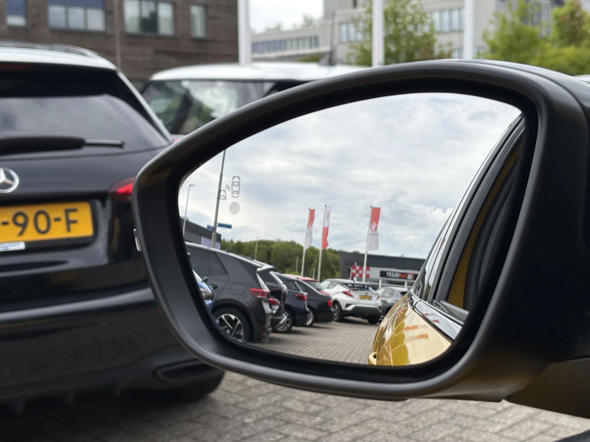 Hoofdafbeelding Peugeot e-208