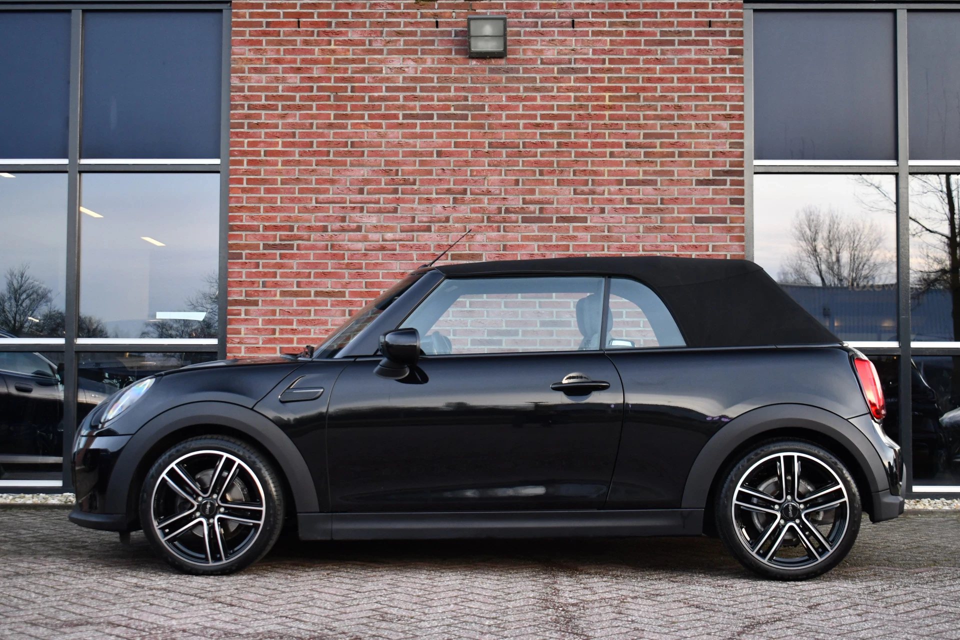 Hoofdafbeelding MINI Cooper Cabrio