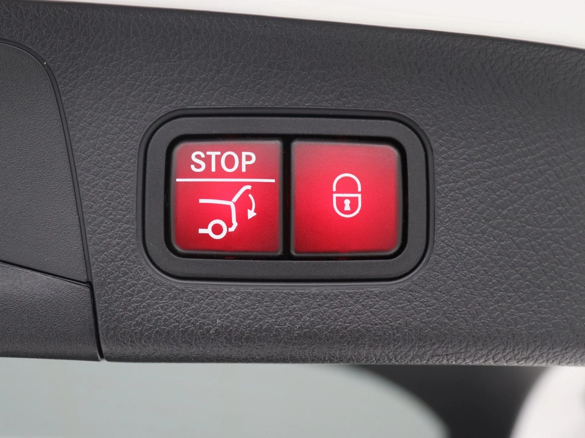 Hoofdafbeelding Mercedes-Benz EQA