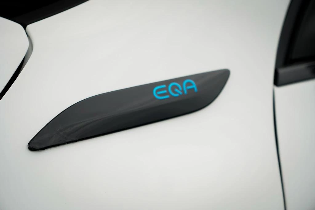 Hoofdafbeelding Mercedes-Benz EQA