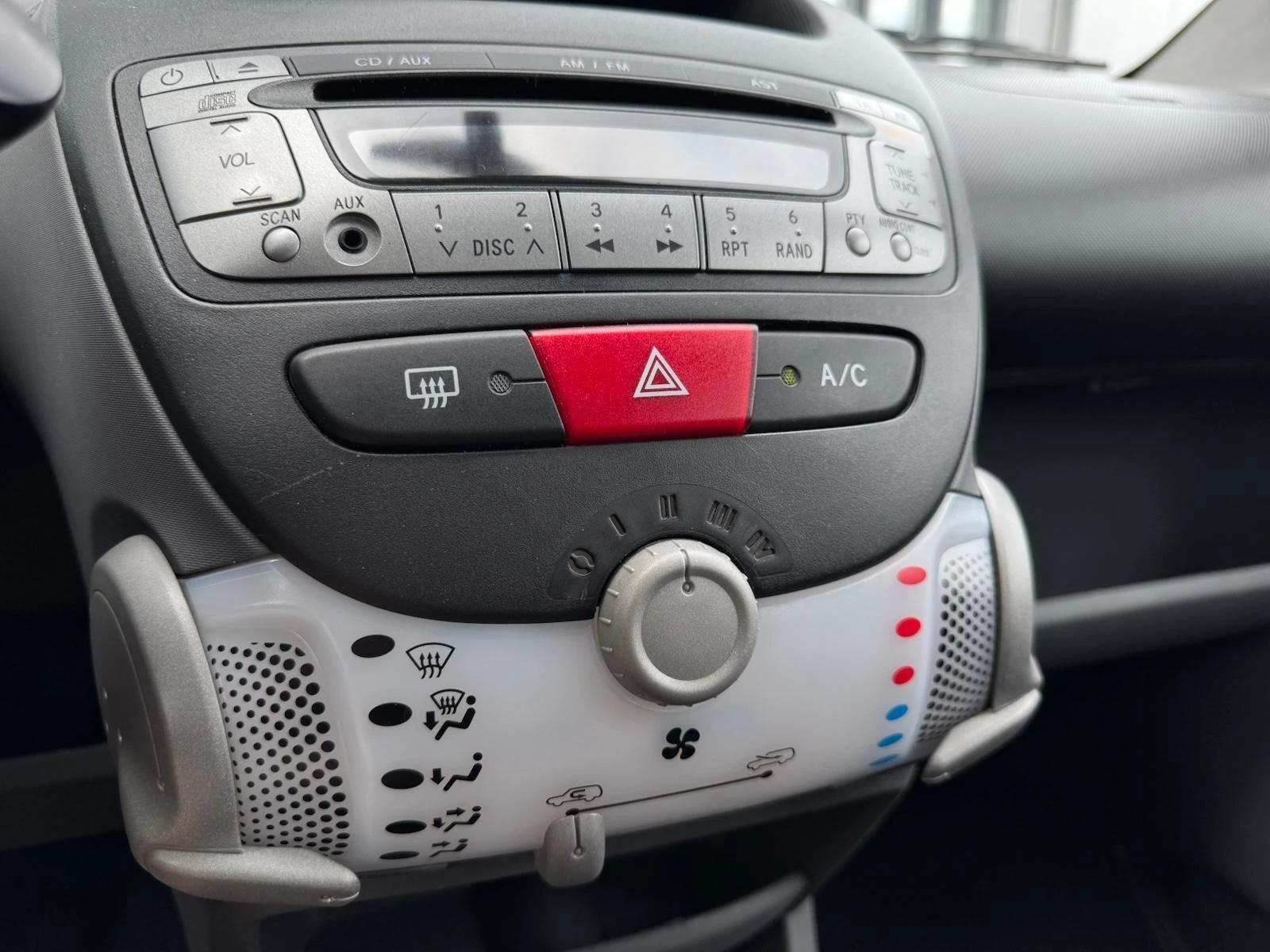 Hoofdafbeelding Peugeot 107