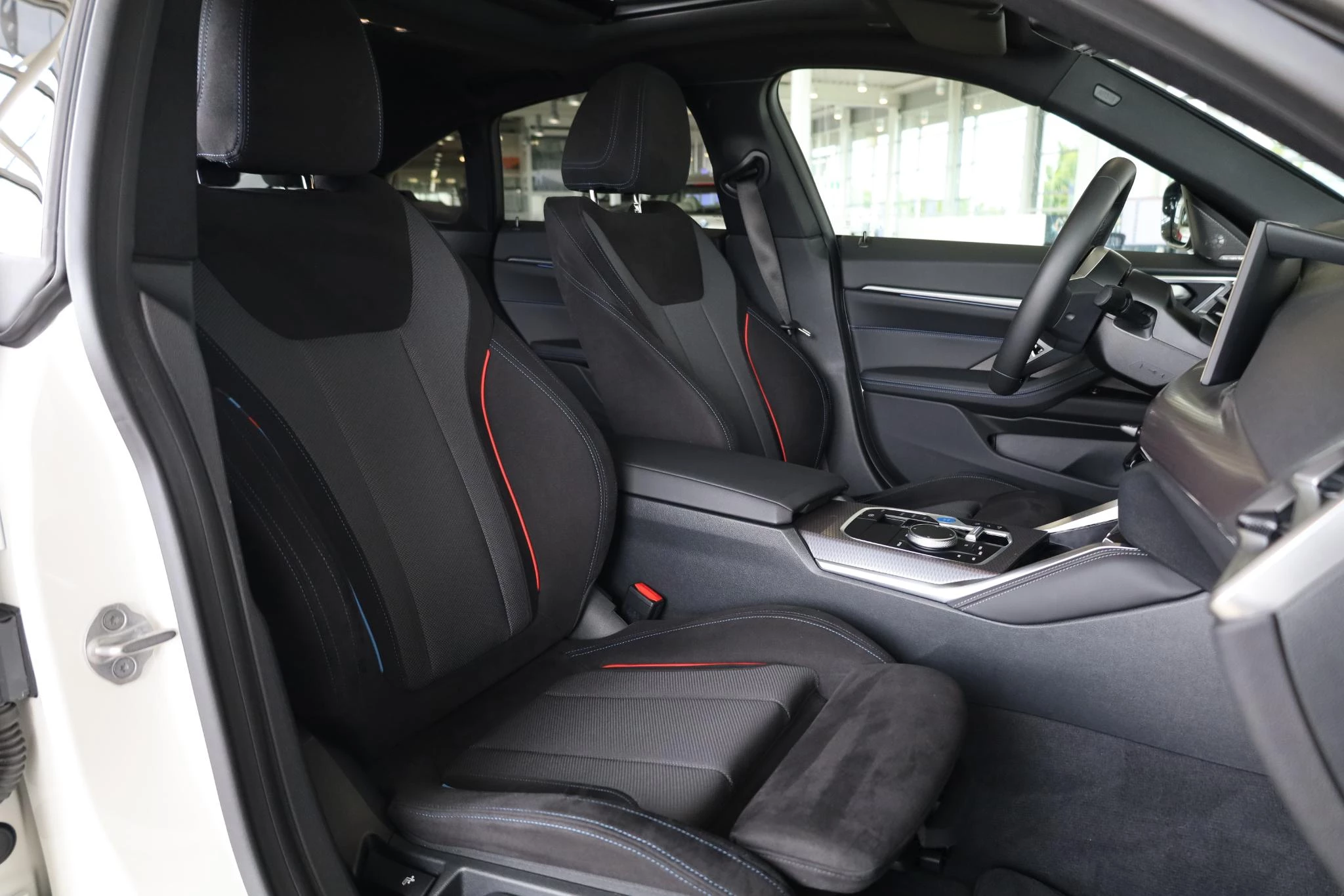 Hoofdafbeelding BMW i4