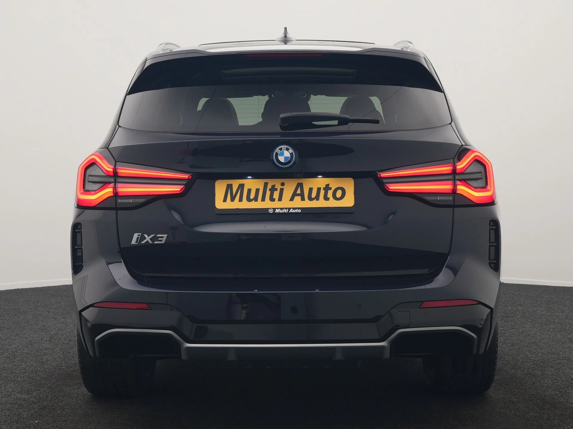 Hoofdafbeelding BMW iX3