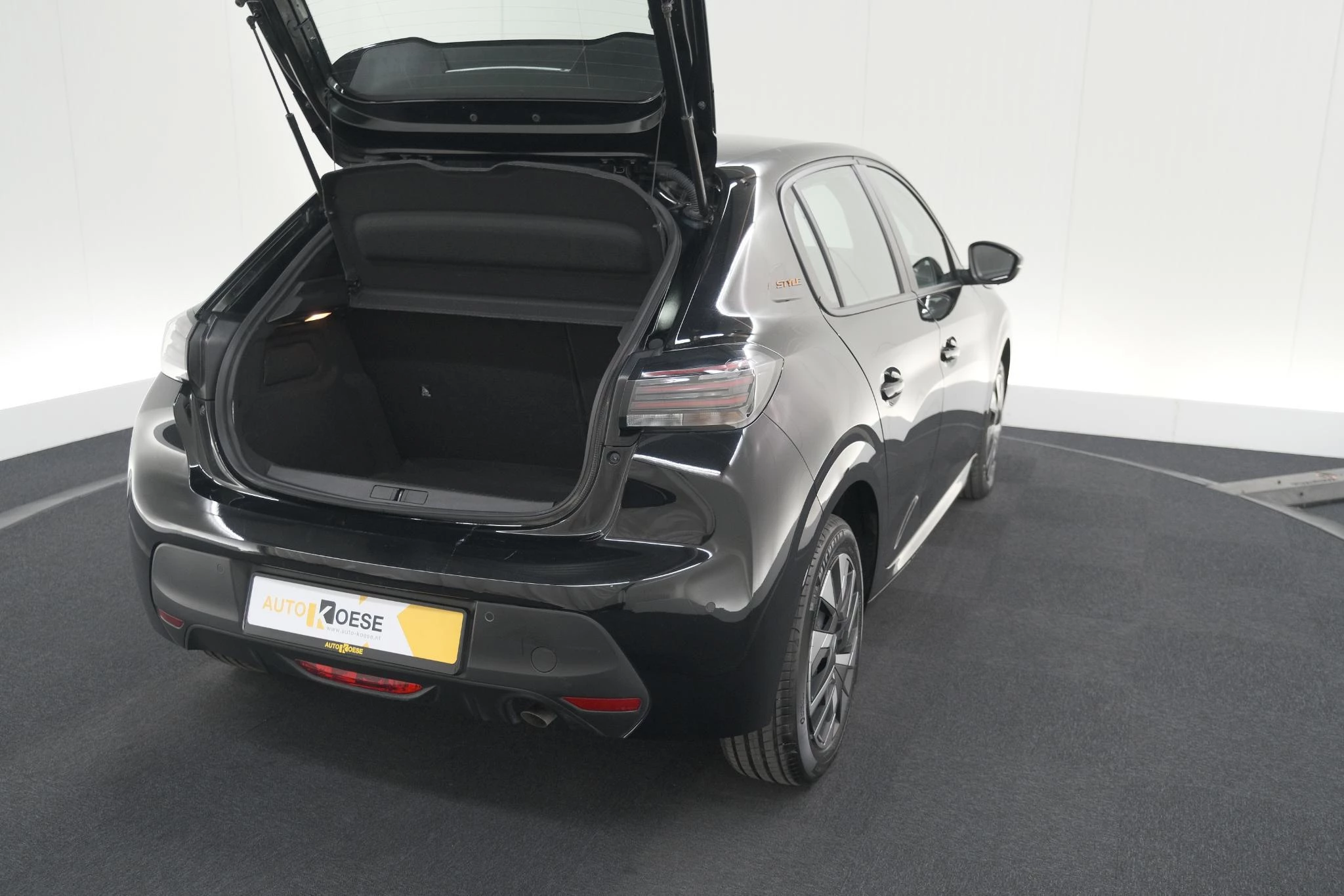 Hoofdafbeelding Peugeot 208