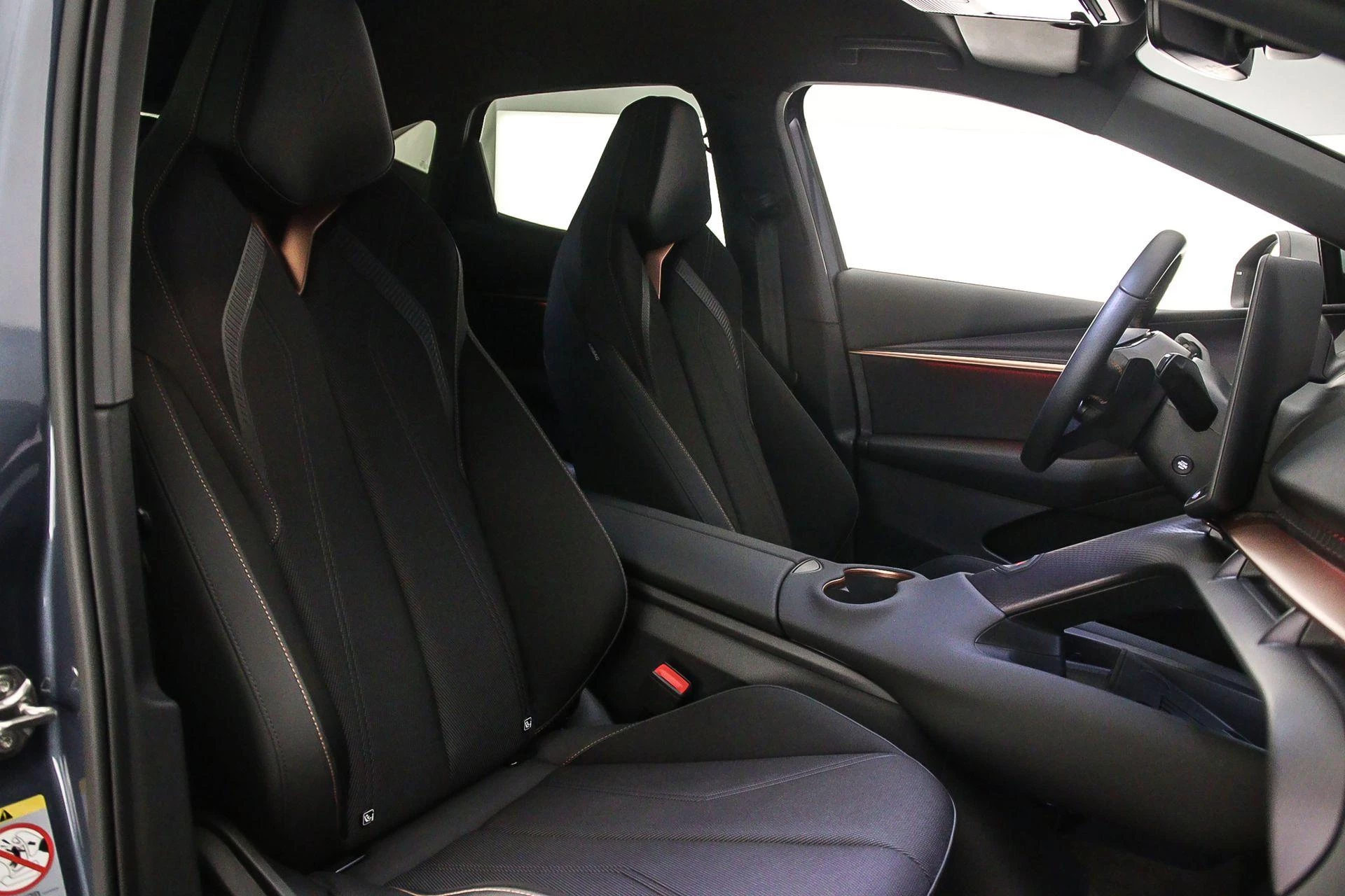 Hoofdafbeelding CUPRA Tavascan