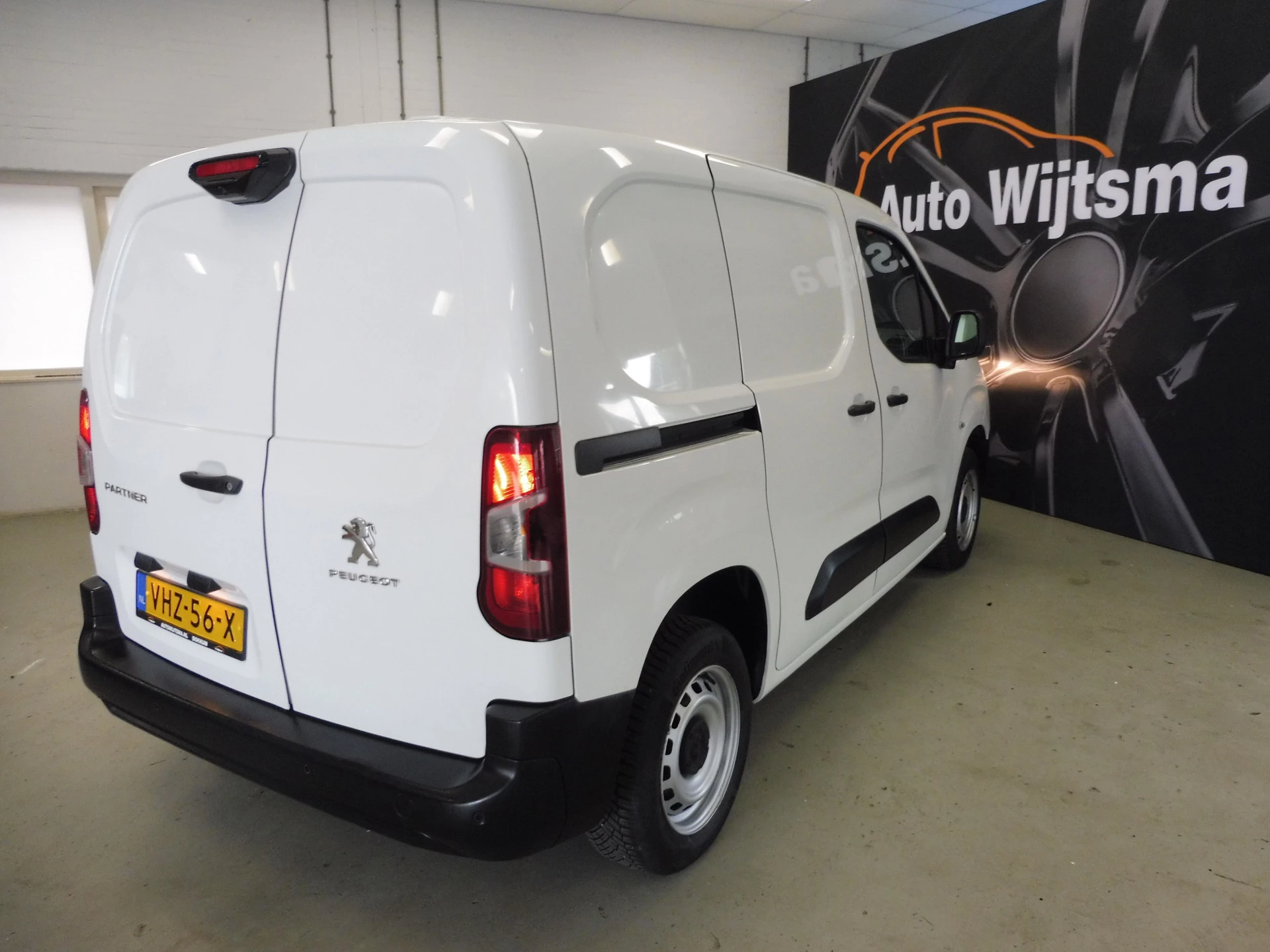 Hoofdafbeelding Peugeot Partner