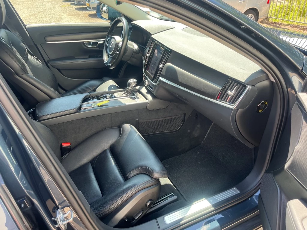 Hoofdafbeelding Volvo V90