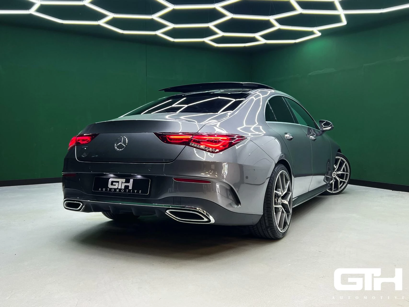 Hoofdafbeelding Mercedes-Benz CLA