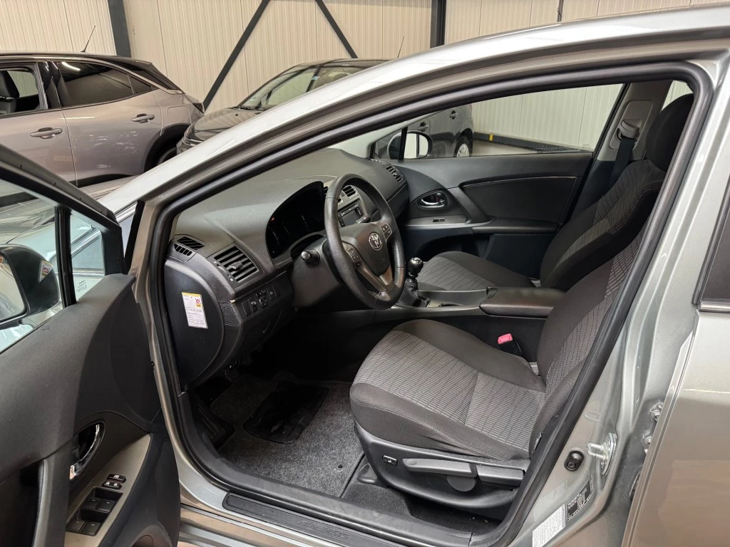 Hoofdafbeelding Toyota Avensis