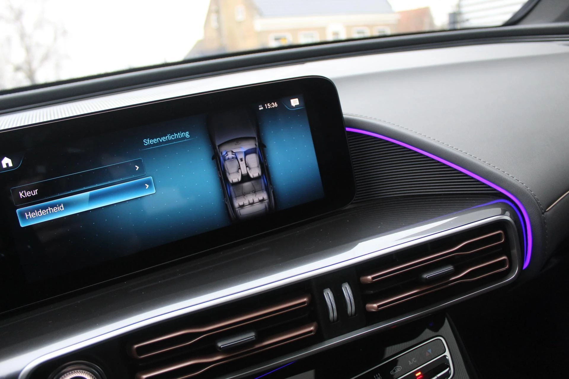 Hoofdafbeelding Mercedes-Benz EQC