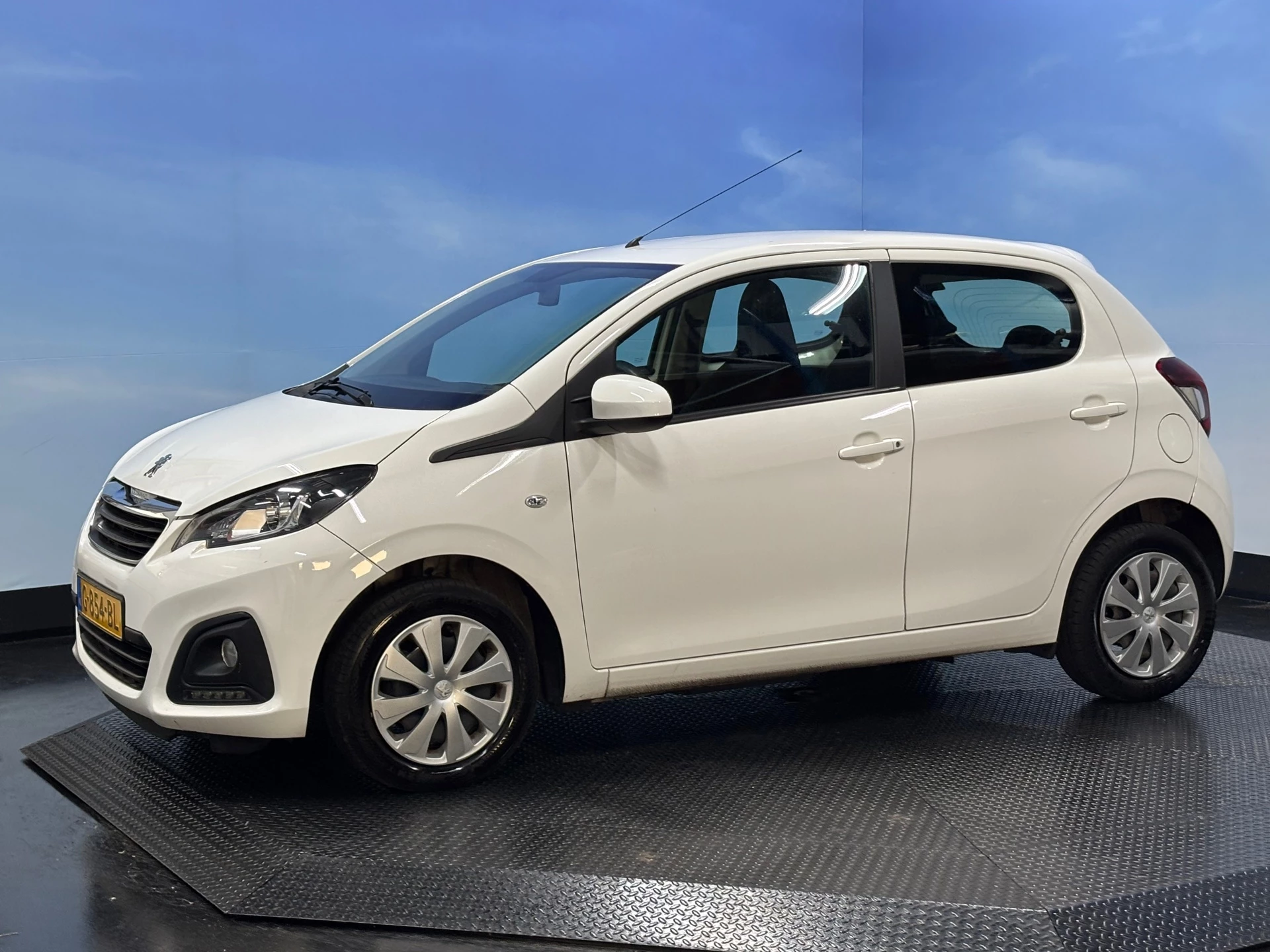 Hoofdafbeelding Peugeot 108