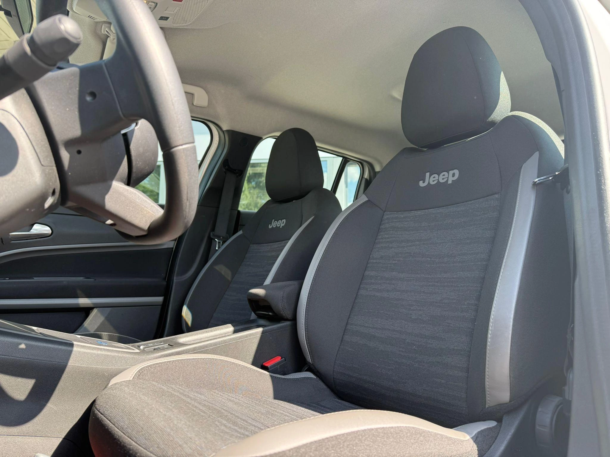 Hoofdafbeelding Jeep Avenger