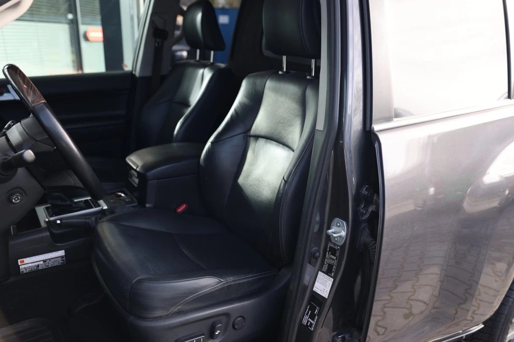 Hoofdafbeelding Toyota Land Cruiser