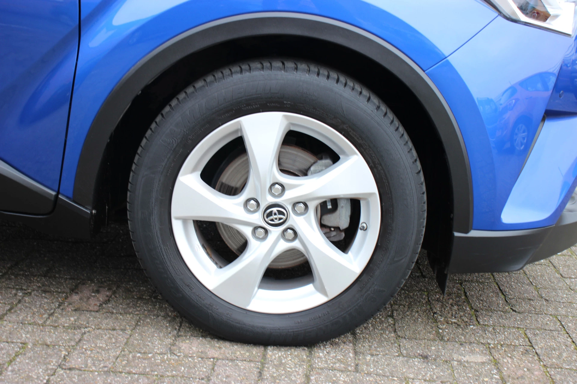 Hoofdafbeelding Toyota C-HR