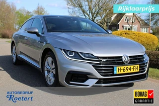 Hoofdafbeelding Volkswagen Arteon Volkswagen Arteon 1.5TSI 150pk Elegance automaatECC/navi/cruise/stoelverw./PDC/camera