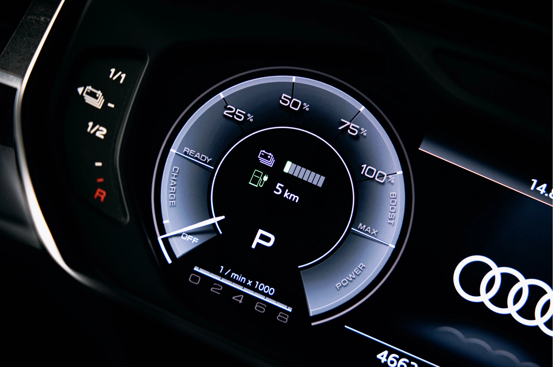 Hoofdafbeelding Audi A8