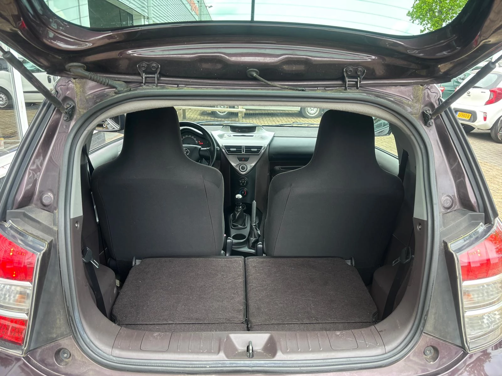 Hoofdafbeelding Toyota iQ