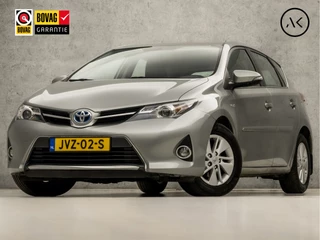 Hoofdafbeelding Toyota Auris Toyota Auris 1.8 Hybrid Dynamic Automaat (NAVIGATIE, CAMERA, CLIMATE, SPORTSTOELEN, KEYLESS, LM VELGEN, CRUISE, NIEUWSTAAT)
