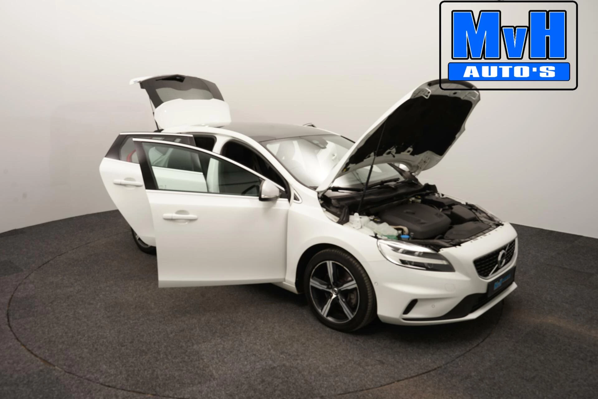 Hoofdafbeelding Volvo V40