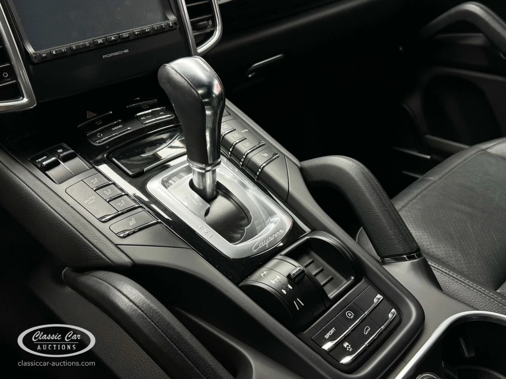 Hoofdafbeelding Porsche Cayenne