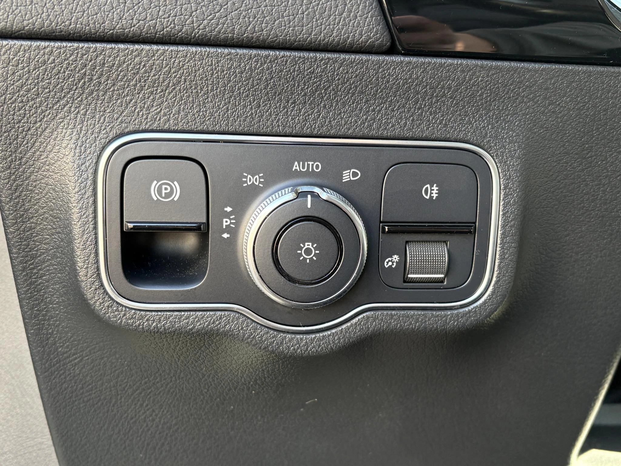 Hoofdafbeelding Mercedes-Benz EQA