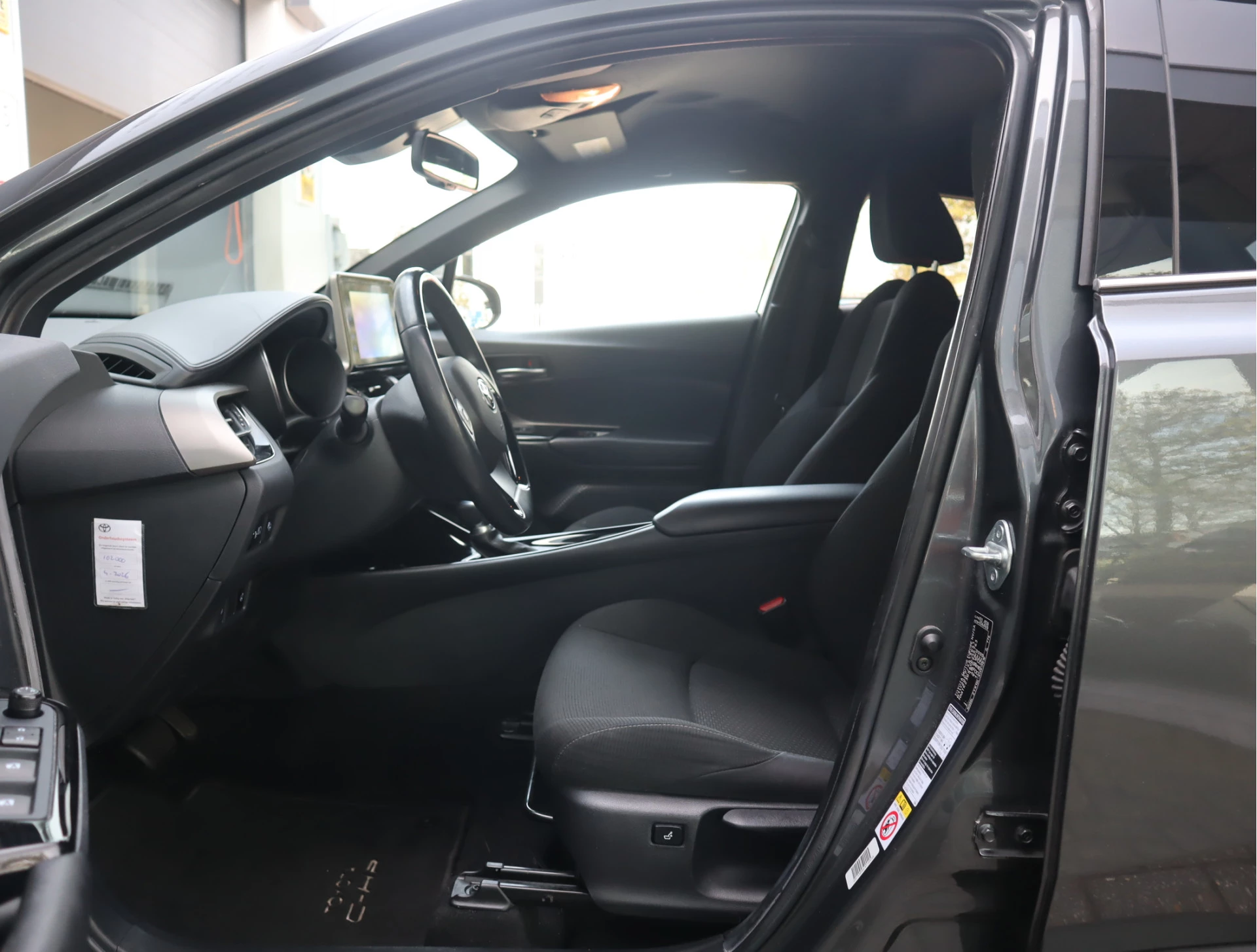 Hoofdafbeelding Toyota C-HR