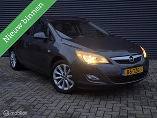 Hoofdafbeelding Opel Astra Opel Astra Sports Tourer 1.4 Turbo Business +