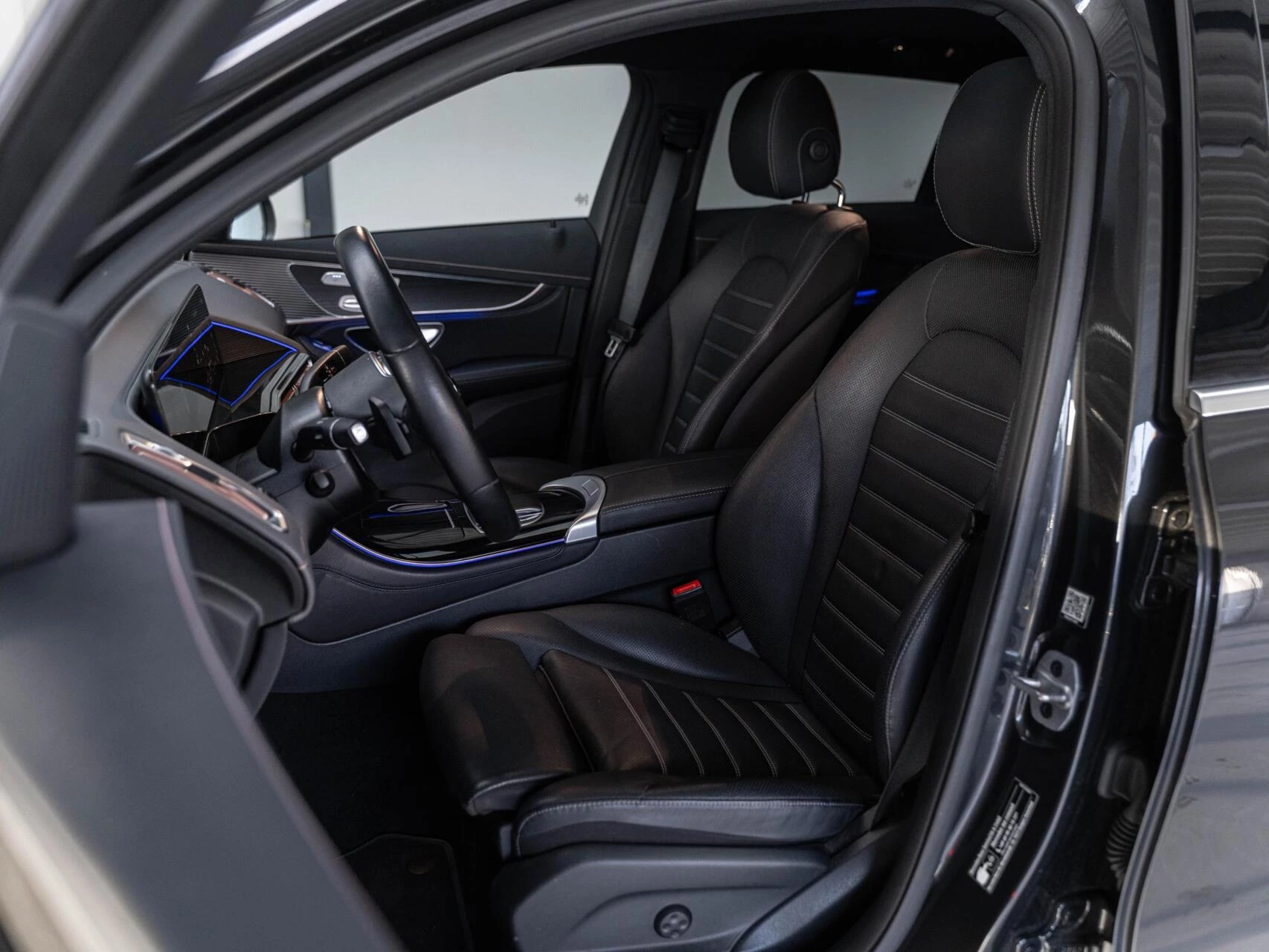 Hoofdafbeelding Mercedes-Benz EQC