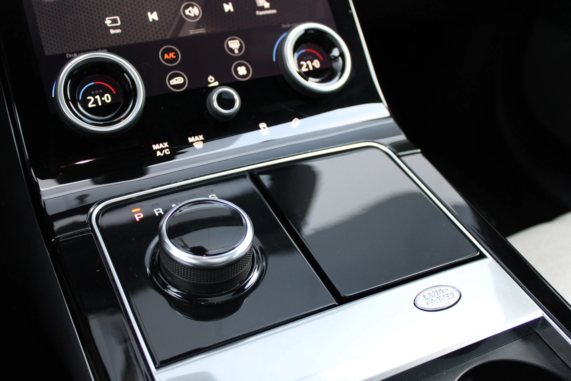 Hoofdafbeelding Land Rover Range Rover Velar