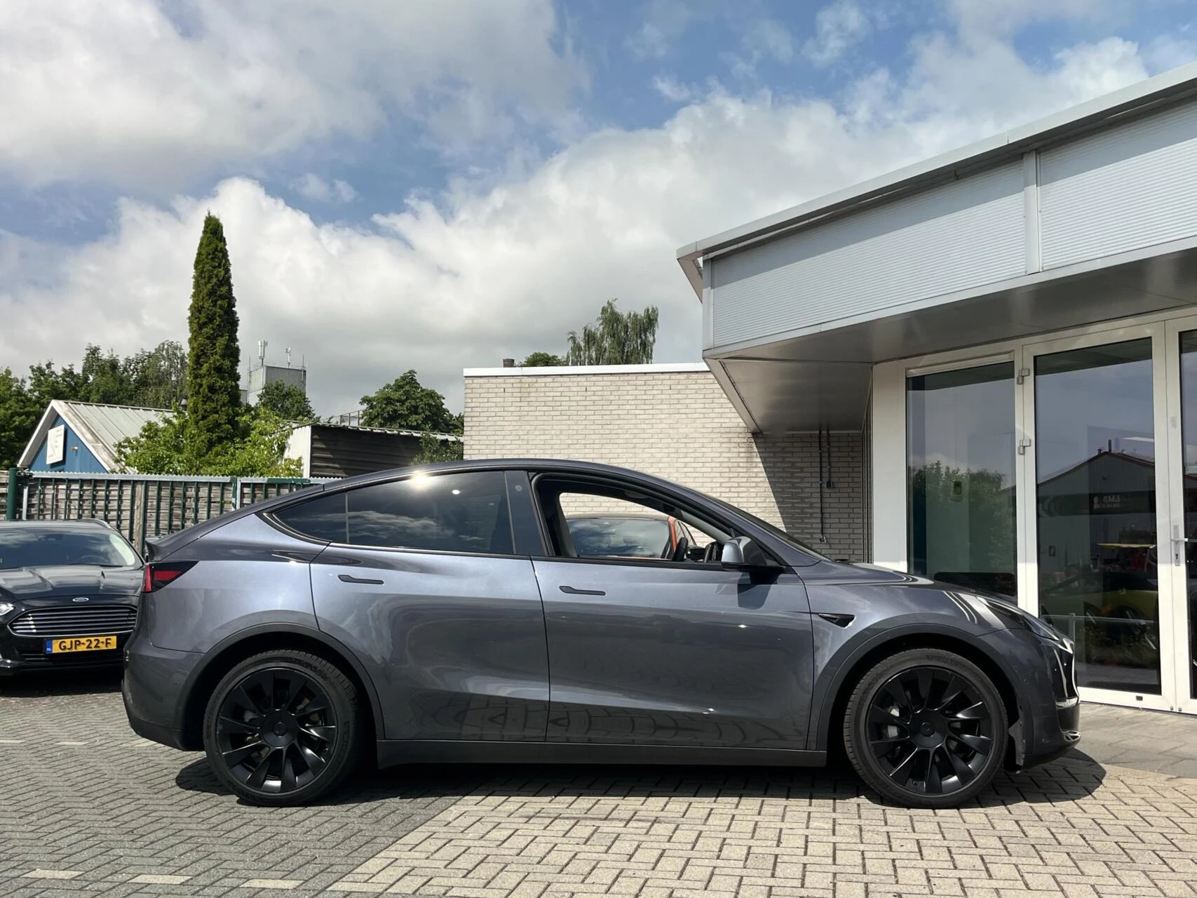 Hoofdafbeelding Tesla Model Y