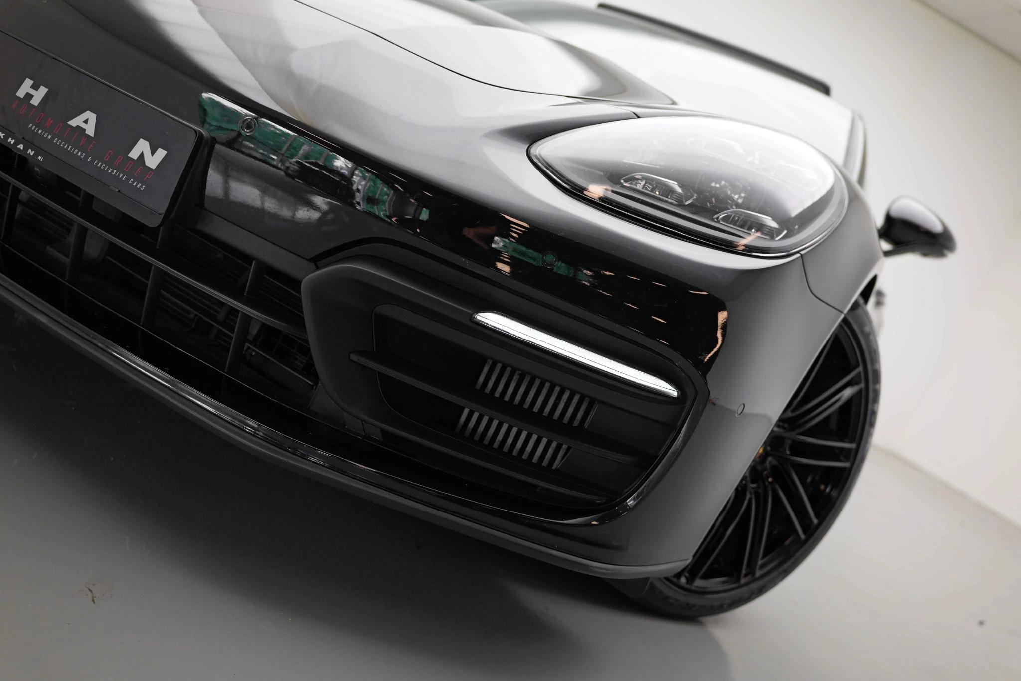 Hoofdafbeelding Porsche Panamera