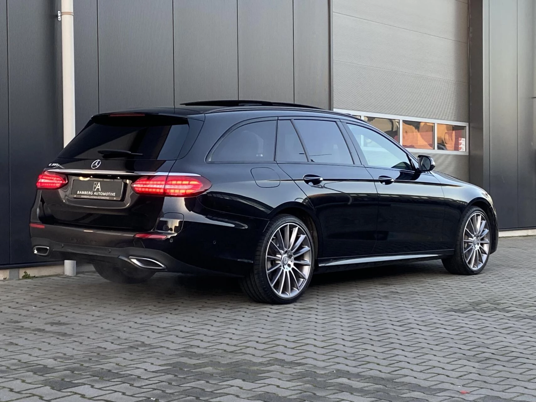 Hoofdafbeelding Mercedes-Benz E-Klasse