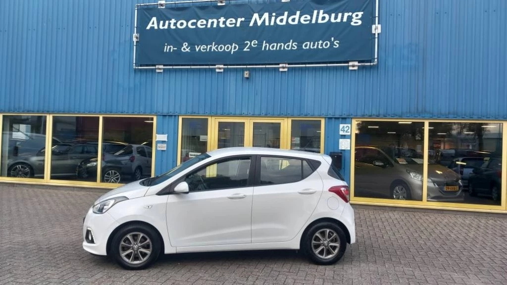 Hoofdafbeelding Hyundai i10