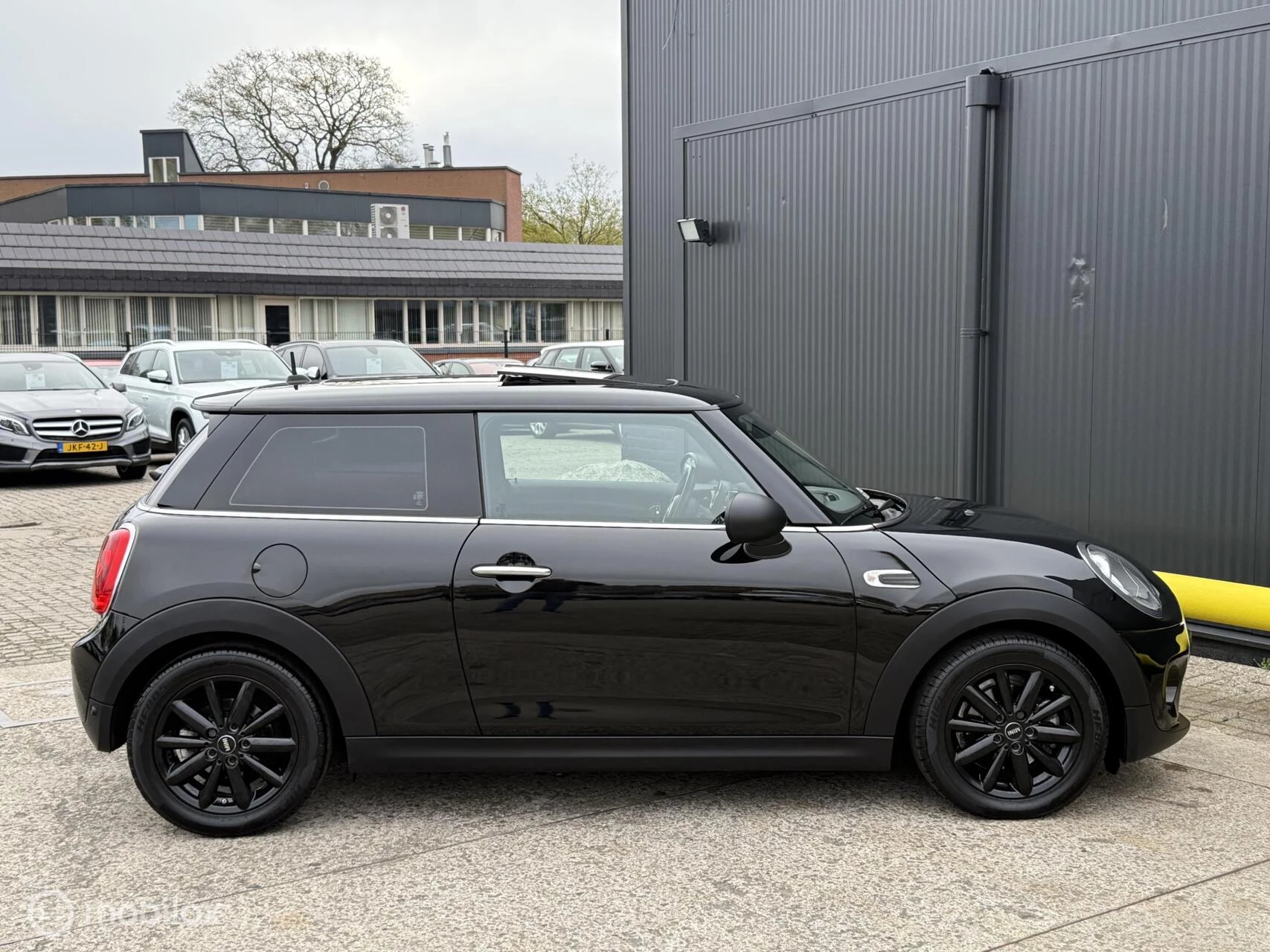 Hoofdafbeelding MINI One