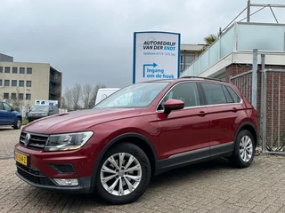 Hoofdafbeelding Volkswagen Tiguan Volkswagen Tiguan 1.4 TSI Comfortline wegklapbare trekhaak 1e eigenaar PDC