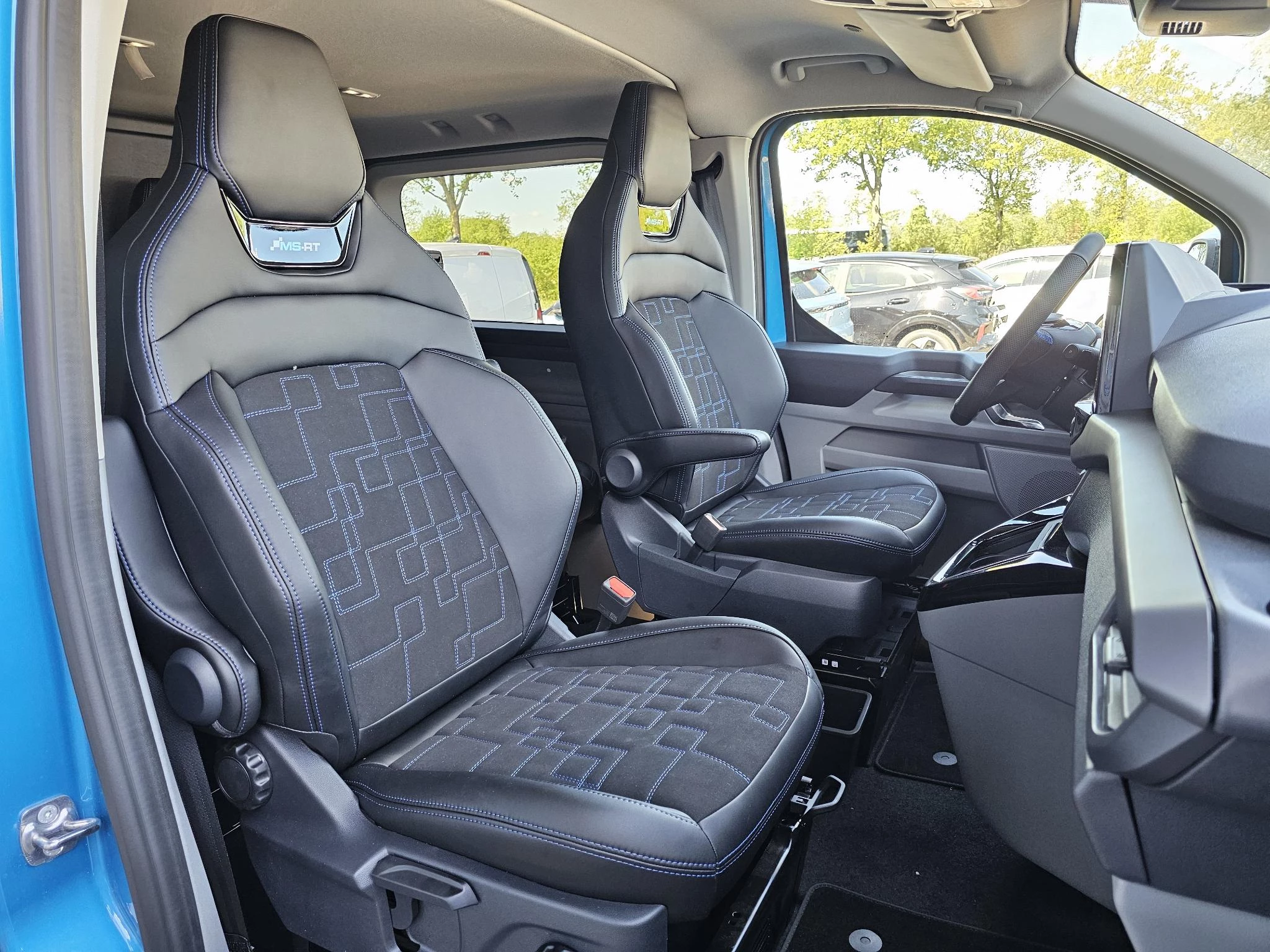 Hoofdafbeelding Ford E-Transit Custom