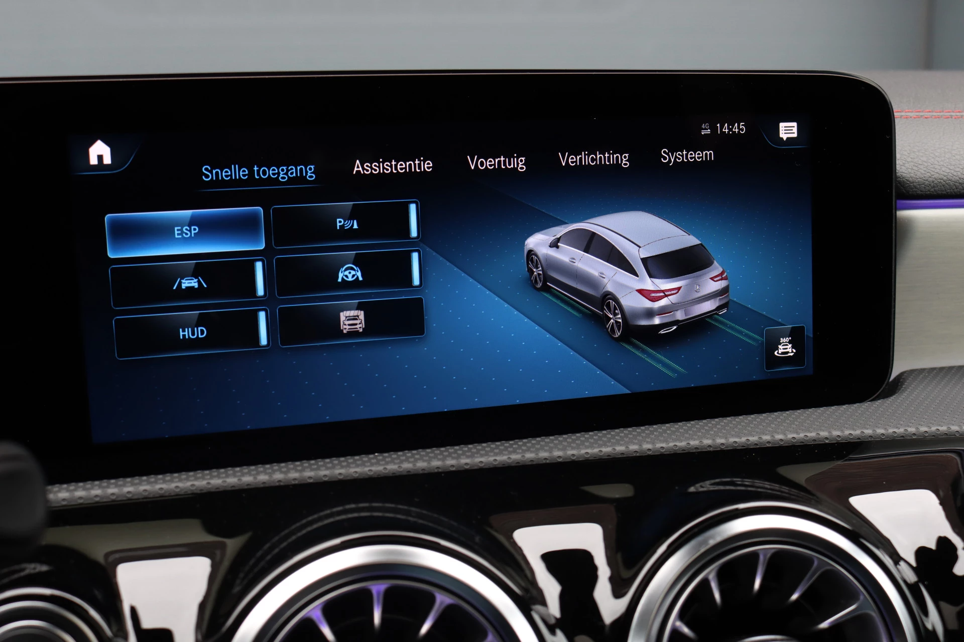Hoofdafbeelding Mercedes-Benz CLA