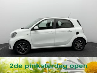 smart Forfour EQ Comfort PLUS 18 kWh SOH 93,1% | Panoramadak | Leer | Stoelverwarming | Camera | 18000KM