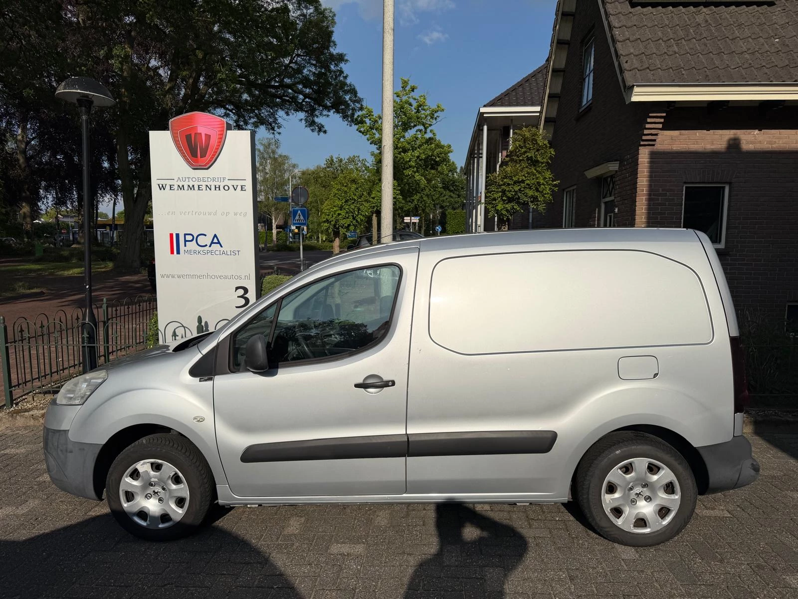 Hoofdafbeelding Peugeot Partner
