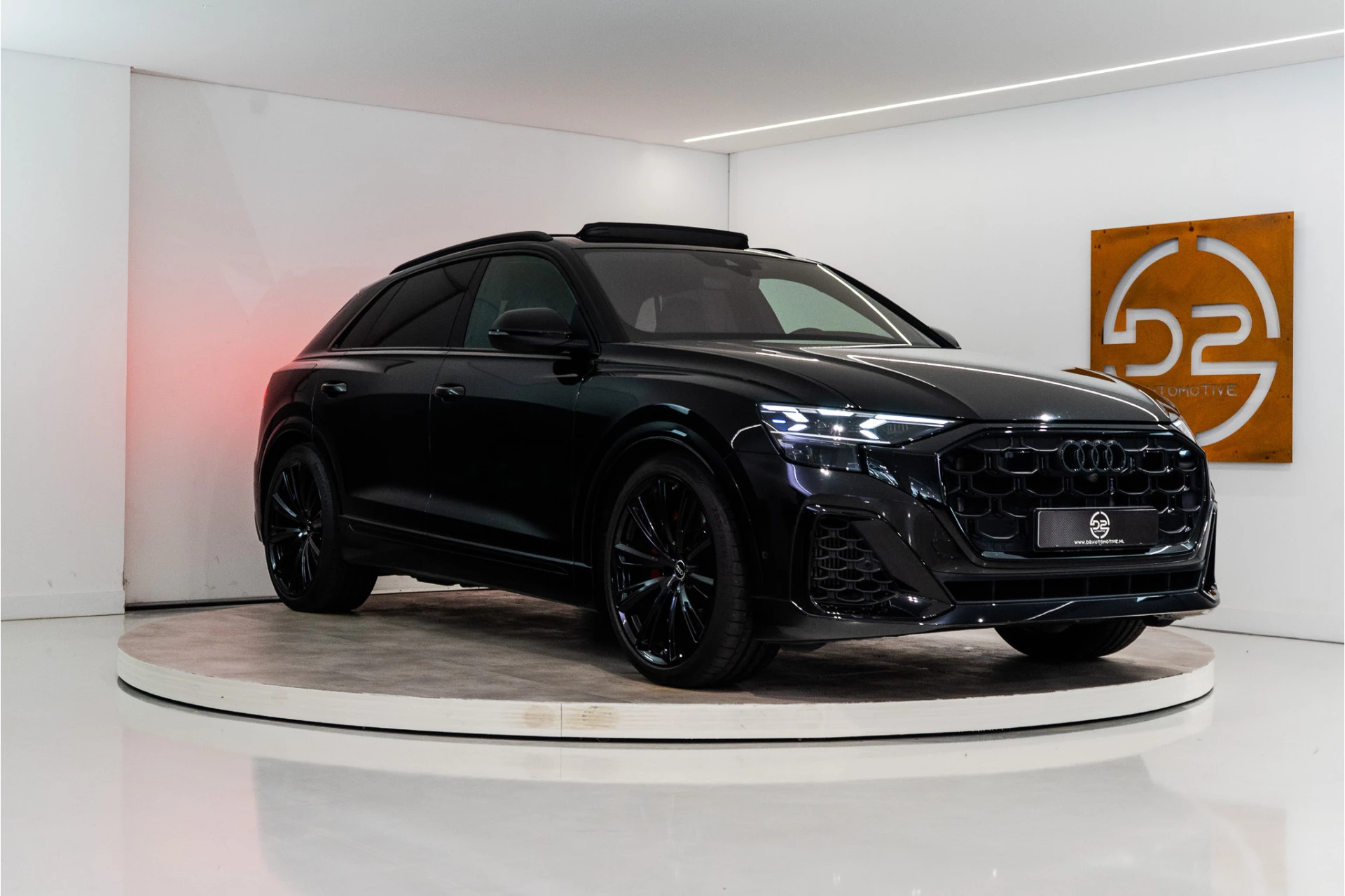 Hoofdafbeelding Audi Q8