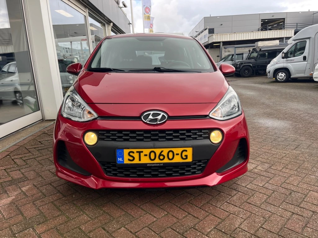 Hoofdafbeelding Hyundai i10
