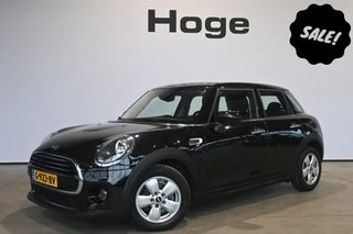 MINI Cooper Mini 1.5 Airco Navigatie LED Rijklaarprijs Inruil Mogelijk!